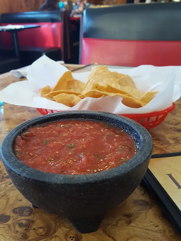 Chips & Salsa